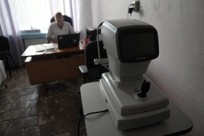 Як працює в приміщенні колишньої школи Великописарівська лікарня Як працює в приміщенні колишньої школи Великописарівська лікарня