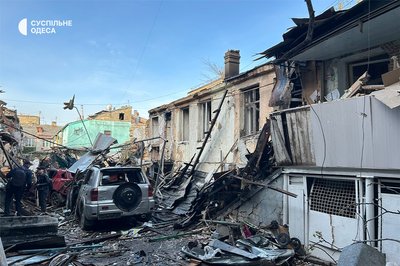 "Вибухова хвиля знесла всі стіни": фото наслідків нічної атаки на Одесу "Вибухова хвиля знесла всі стіни": фото наслідків нічної атаки на Одесу