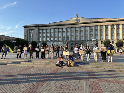 В Україні тривають протести проти відставки Федорова з посади очільника МОУ: День 11 В Україні тривають протести проти відставки Федорова з посади очільника МОУ: День 11