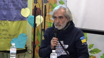 Історик Ярослав Грицак презентував житомирським учням та освітянам свою книгу про глобальну історію України Історик Ярослав Грицак презентував житомирським учням та освітянам свою книгу про глобальну історію України