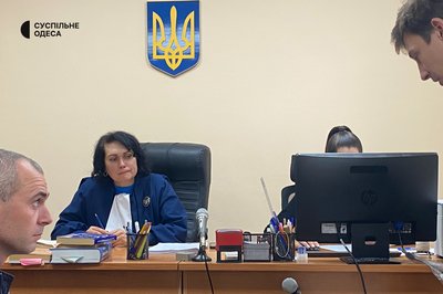 Суд залишив під вартою підозрюваного у підриві авто прокурора в Одесі Суд залишив під вартою підозрюваного у підриві авто прокурора в Одесі