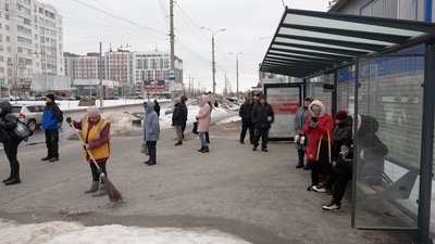 "Нас кинули. Дуже плачевно": чернігівці про автобусні маршрути, які перестали працювати у місті "Нас кинули. Дуже плачевно": чернігівці про автобусні маршрути, які перестали працювати у місті
