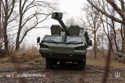DANA-M2 САУ артустановка військовослужбовці 56-ї окремої мотопіхотної Маріупольської бригади Донецька область 29 листопада 2024 рік DANA-M2 САУ артустановка військовослужбовці 56-ї окремої мотопіхотної Маріупольської бригади Донецька область 29 листопада 2024 рік