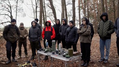 Бійці 3-ї окремої штурмової бригади провели вишкіл для цивільних на Чернігівщині