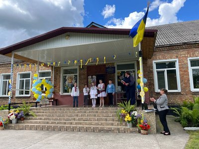 Назавжди останній: у школі на Черкащині більше не пролунає дзвоник Назавжди останній: у школі на Черкащині більше не пролунає дзвоник