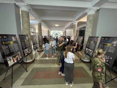 Фотовиставка "З Україною в серці" у Луцьку Фотовиставка "З Україною в серці" у Луцьку