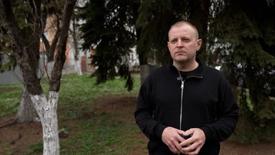 Використовують генератор та зарядну станцію: як працюють підприємства у Чернігові після атаки РФ Використовують генератор та зарядну станцію: як працюють підприємства у Чернігові після атаки РФ