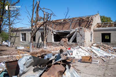 "Немає школи – немає села": як Вишневе на Одещині живе після двох атак РФ "Немає школи – немає села": як Вишневе на Одещині живе після двох атак РФ