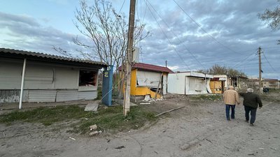 Наслвдки російських ударів по селищу Нафтовиків Наслвдки російських ударів по селищу Нафтовиків