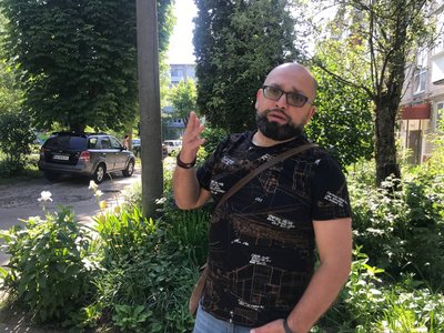 Андрій Теслюк, голова ОСББ, Героїв Крут 4, Тернопіль Андрій Теслюк, голова ОСББ, Героїв Крут 4, Тернопіль