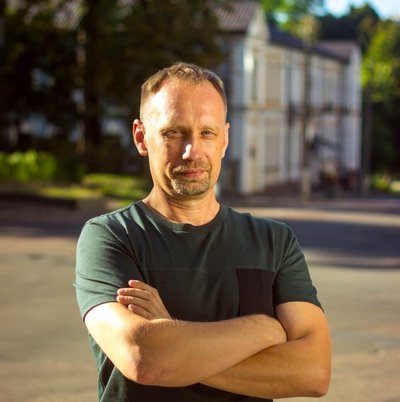 Генератори та блоки живлення: як готуються ОСББ Житомира до можливих тривалих відключень світла Генератори та блоки живлення: як готуються ОСББ Житомира до можливих тривалих відключень світла