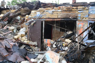 "Якби я там лежала, то мене б вже не було": РФ ударила по житловим будинкам Одеси в ніч на 1 червня "Якби я там лежала, то мене б вже не було": РФ ударила по житловим будинкам Одеси в ніч на 1 червня