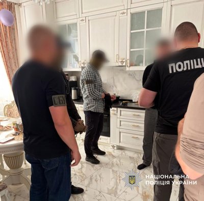 Міського голову в Ізмаїльському районі затримали за підозрою в отриманні 35 тисяч доларів хабаря Міського голову в Ізмаїльському районі затримали за підозрою в отриманні 35 тисяч доларів хабаря