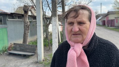 "За сантиметри від голови": уламок "шахеда" пробив подушку, на якій спала матір із півторарічною дитиною "За сантиметри від голови": уламок "шахеда" пробив подушку, на якій спала матір із півторарічною дитиною
