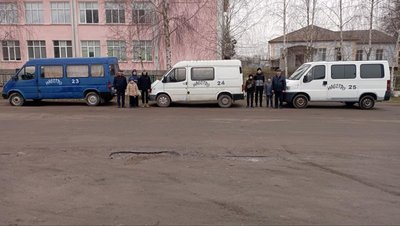 "Тішимося, коли люди донатять": на Вінниччині дитячий духовий оркестр допомагає армії "Тішимося, коли люди донатять": на Вінниччині дитячий духовий оркестр допомагає армії