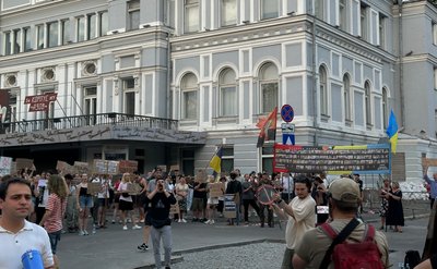 В Україні тривають протести проти відставки Федорова з посади міністра оборони: День 12