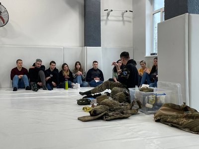 Учасники навчання з тактичної медицини