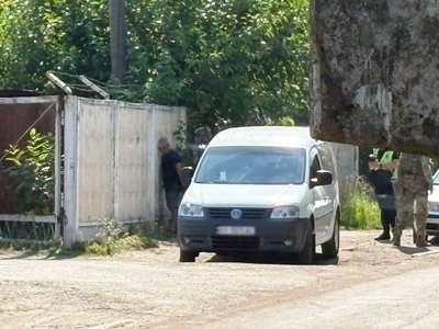 У Черкасах чоловік погрожує підірвати гранати: подробиці інциденту
