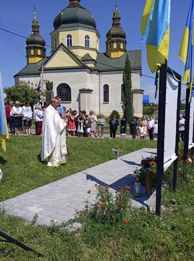 Алея слави, священник, панахида, церква Алея слави, священник, панахида, церква
