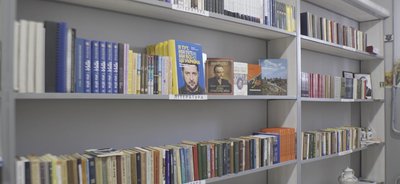 "Захистили диплом на "нарах": у Хмельницькому СІЗО двоє ув'язнених отримали диплом про вищу освіту "Захистили диплом на "нарах": у Хмельницькому СІЗО двоє ув'язнених отримали диплом про вищу освіту
