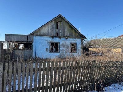 Російські війська атакували Глухів чотирма керованими авіабомбами: що відомо про наслідки Російські війська атакували Глухів чотирма керованими авіабомбами: що відомо про наслідки