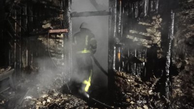 Врятував дружину, а сам не встиг: на Чернігівщині внаслідок пожежі загинув чоловік Врятував дружину, а сам не встиг: на Чернігівщині внаслідок пожежі загинув чоловік