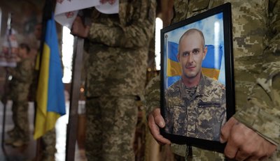Знайшли по ДНК: у Черкасах попрощалися з двома військовими