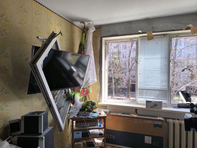 Знищений готель та удар по медиках: що розповіли містяни про атаку балістикою на Кривий Ріг Знищений готель та удар по медиках: що розповіли містяни про атаку балістикою на Кривий Ріг