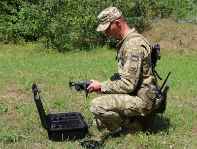 Прикордонник з Волині розповів, як безпілотник допомагають захищати державний кордон Прикордонник з Волині розповів, як безпілотник допомагають захищати державний кордон