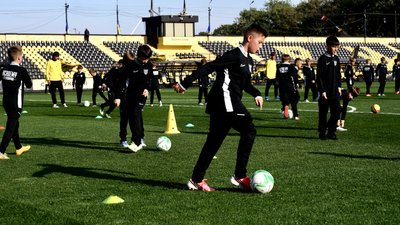 Вихованці дитячої футбольної академії ФК «Буковина» Вихованці дитячої футбольної академії ФК «Буковина»