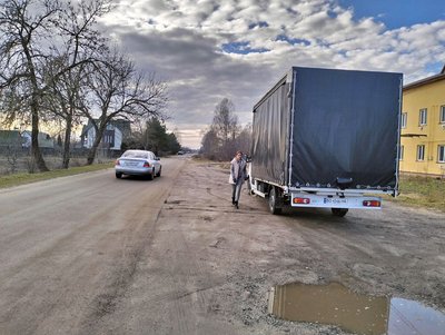"Високо сиджу, далеко бачу": бухгалтерка з Волині стала водійкою вантажівки "Високо сиджу, далеко бачу": бухгалтерка з Волині стала водійкою вантажівки