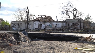 "Я не ждун. Як припече – буду тікати". Як живуть люди у прифронтовому Покровському на Дніпропетровщині "Я не ждун. Як припече – буду тікати". Як живуть люди у прифронтовому Покровському на Дніпропетровщині