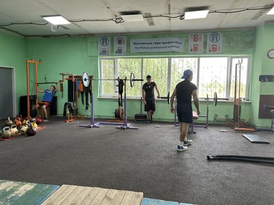 Спортзал у будинку культури у Тахтауловому Спортзал у будинку культури у Тахтауловому