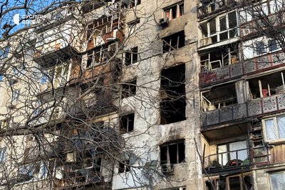 Вибило вікна, горіли будинки й автівки: фото наслідків нічної атаки на Одесу Вибило вікна, горіли будинки й автівки: фото наслідків нічної атаки на Одесу