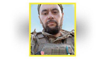 Поховання військових на Чернігівщині: попрощалися з трьома військовими ЗСУ Поховання військових на Чернігівщині: попрощалися з трьома військовими ЗСУ