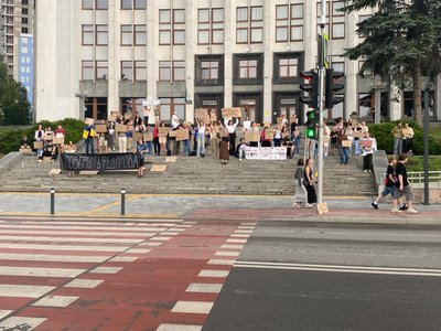 У Тернополі люди знову вийшли, аби підтримати Михайла Федорова У Тернополі люди знову вийшли, аби підтримати Михайла Федорова