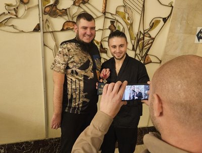 "У палаті отримав Золотий Хрест": ветеран Олег Мажара з Полтави про війну, 26 операцій і нагороду "У палаті отримав Золотий Хрест": ветеран Олег Мажара з Полтави про війну, 26 операцій і нагороду