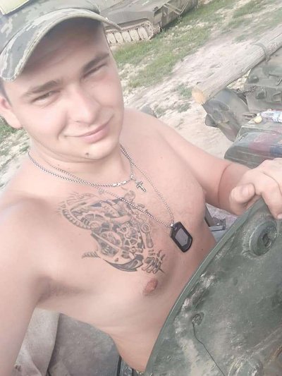 "Він захищав Охтирку". Спогади про бійця Миколу Курочку