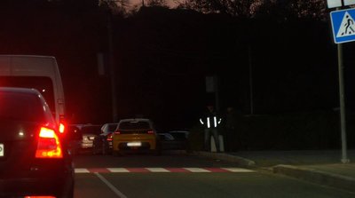 "Уночі людей не видно": черкаські патрульні розповіли, як бути видимим у темряві "Уночі людей не видно": черкаські патрульні розповіли, як бути видимим у темряві