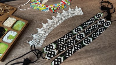 Силянка (чорного кольору), яку носила Леся Українка Силянка (чорного кольору), яку носила Леся Українка