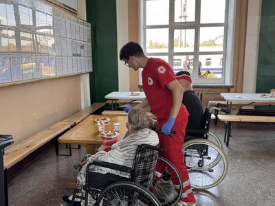 17 переселенців прибули з Донеччини десятим евакуаційним потягом на Рівненщину 17 переселенців прибули з Донеччини десятим евакуаційним потягом на Рівненщину