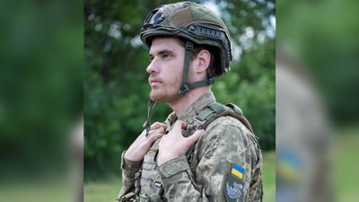 "Сказали, що я замалий": історія 20-річного оператора дронів з Вінниччини, який добровільно пішов на фронт "Сказали, що я замалий": історія 20-річного оператора дронів з Вінниччини, який добровільно пішов на фронт