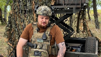 Заступник командира роти РЕБ "Спектр" Віктор Донецька область Заступник командира роти РЕБ "Спектр" Віктор Донецька область