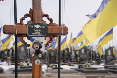 Могила волонтера Тиграна Галустяна, який загинув у жовтні 2024 року на Донеччині Могила волонтера Тиграна Галустяна, який загинув у жовтні 2024 року на Донеччині