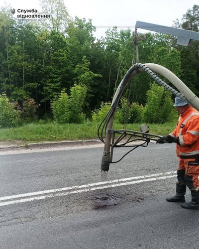 На ремонт доріг Житомирщини цьогоріч виділили вдвічі менше фінансування, ніж торік На ремонт доріг Житомирщини цьогоріч виділили вдвічі менше фінансування, ніж торік