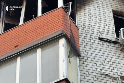 Двоє загиблих і пошкоджені будинки: наслідки нічної атаки РФ у Дніпровському та Дарницькому районах Києва Двоє загиблих і пошкоджені будинки: наслідки нічної атаки РФ у Дніпровському та Дарницькому районах Києва