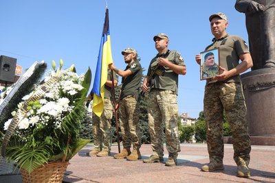 У Рівному попрощались із 37-річним добровольцем Олександром Муравським