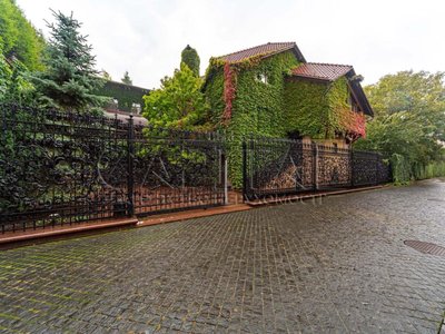 USD 15 million for a house: who sells the most expensive luxury real estate in Ukraine during the war? USD 15 million for a house: who sells the most expensive luxury real estate in Ukraine during the war?