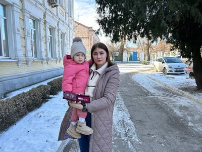 "Для мене це гордість і пам'ять": на Черкащині посмертно нагородили військових "Для мене це гордість і пам'ять": на Черкащині посмертно нагородили військових