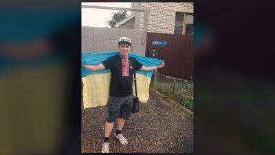 "Я перестав спілкуватися з сім’єю після питання «"Чий Крим?"»: історії росіян, які мріють отримати громадянство України "Я перестав спілкуватися з сім’єю після питання «"Чий Крим?"»: історії росіян, які мріють отримати громадянство України